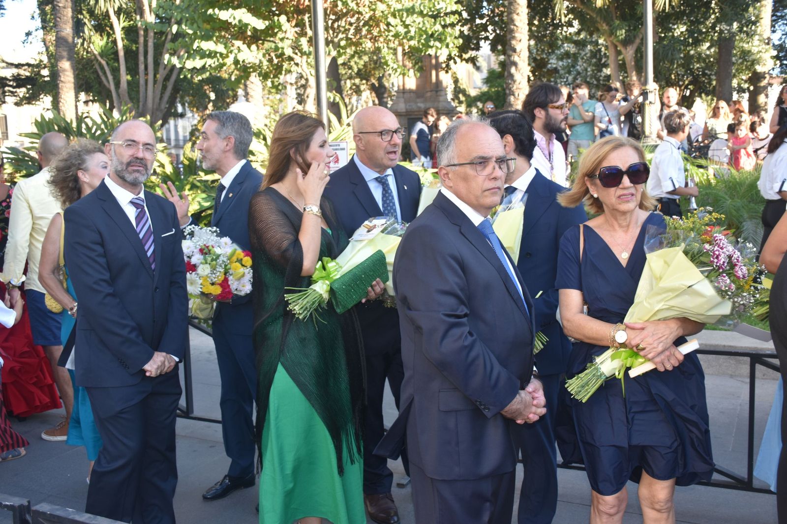 Los ceutíes vuelven a encontrarse con su Madre entre flores, esperanza y lágrimas contenidas