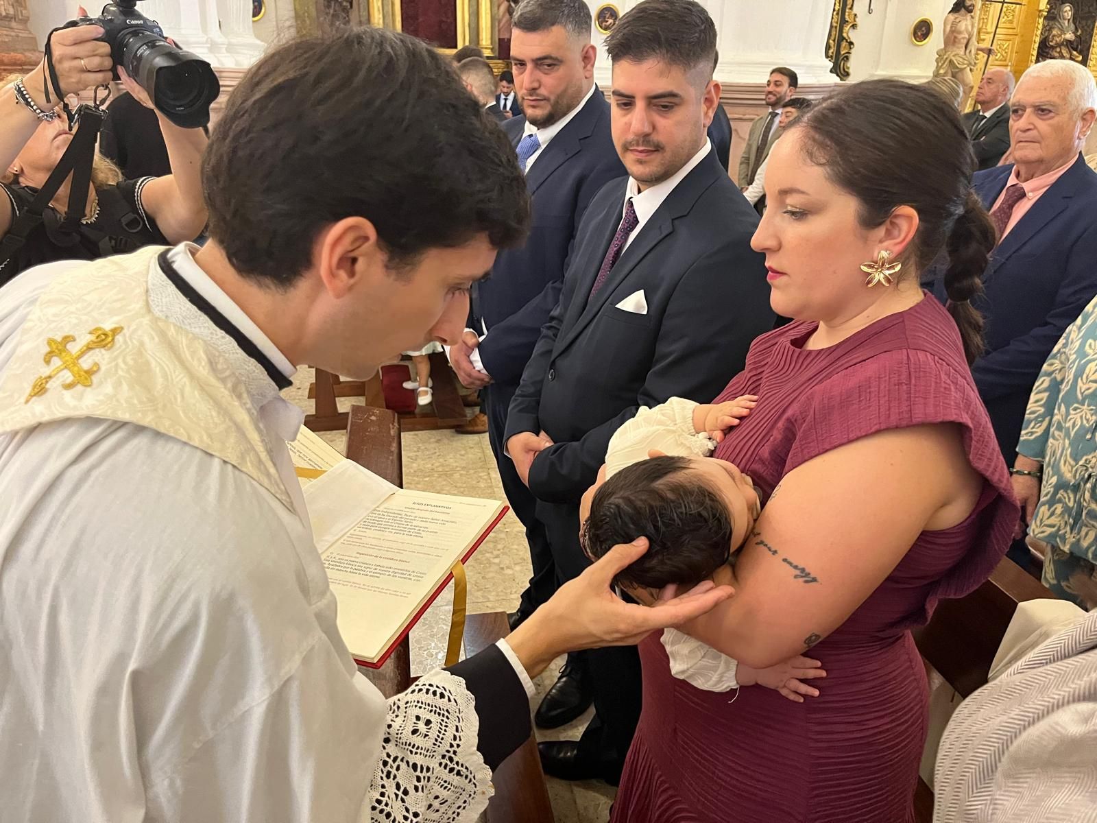 Bautismo de Nico, Mateo y Leo en el Santuario