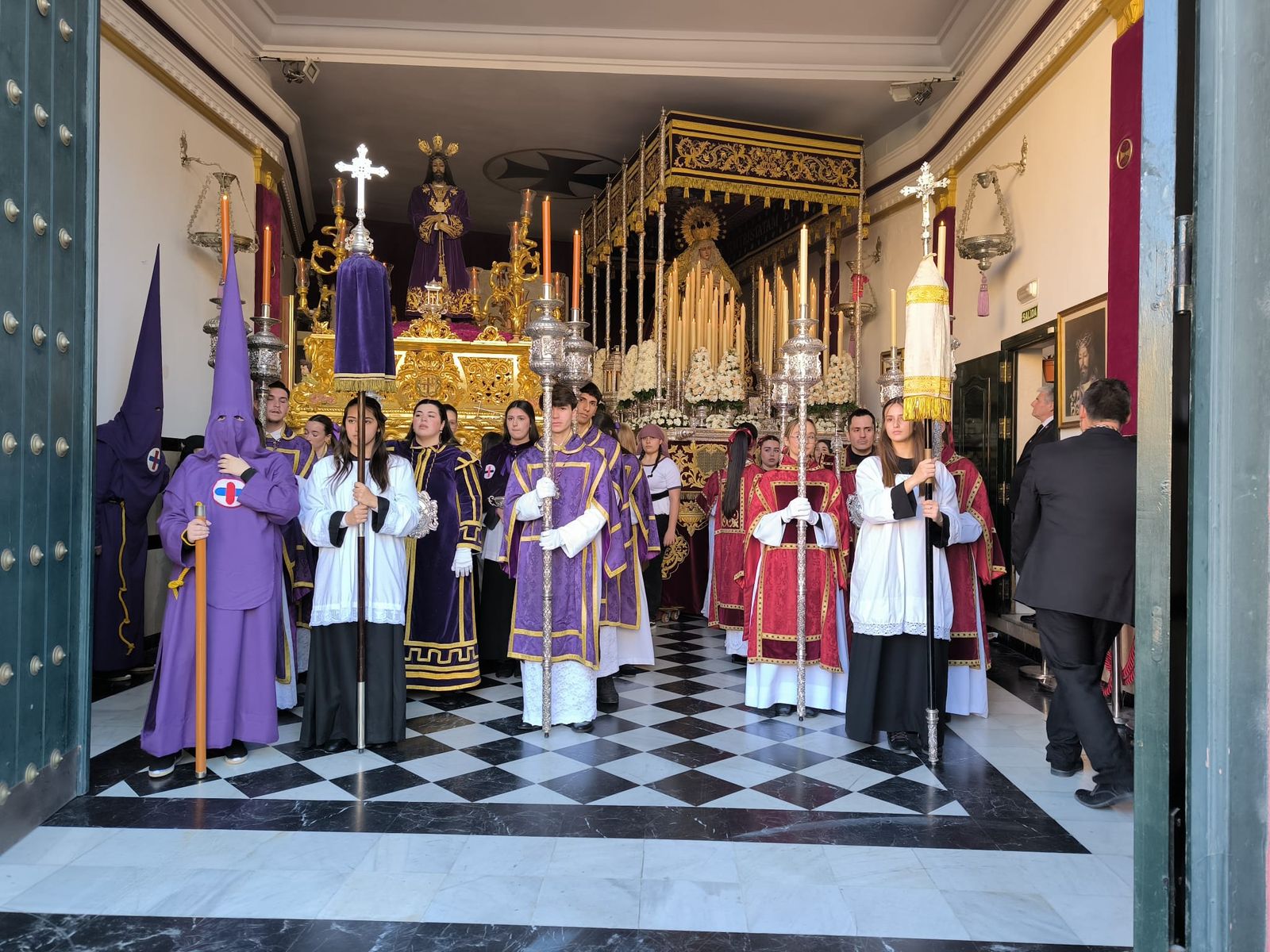 El Medinaceli y María de los Dolores: esencia pura de Ceuta en plena primavera