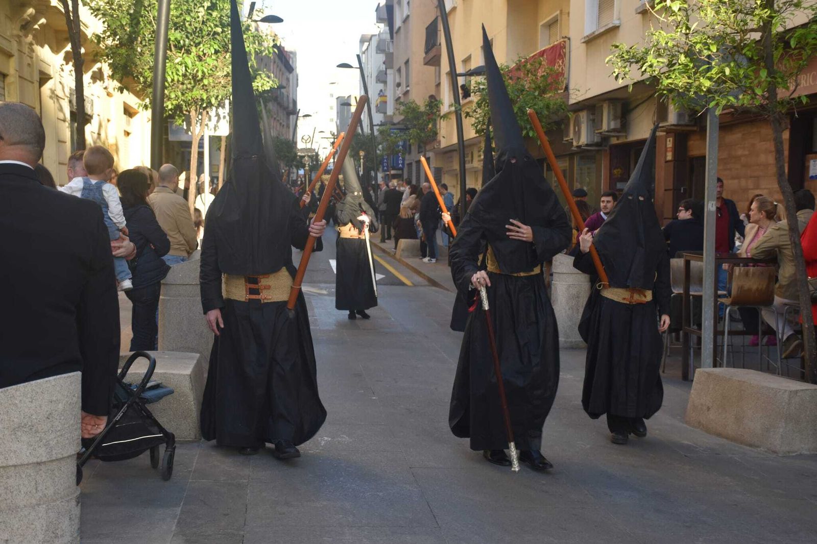 Saetas y emoción a raudales para la salida de la Buena Muerte