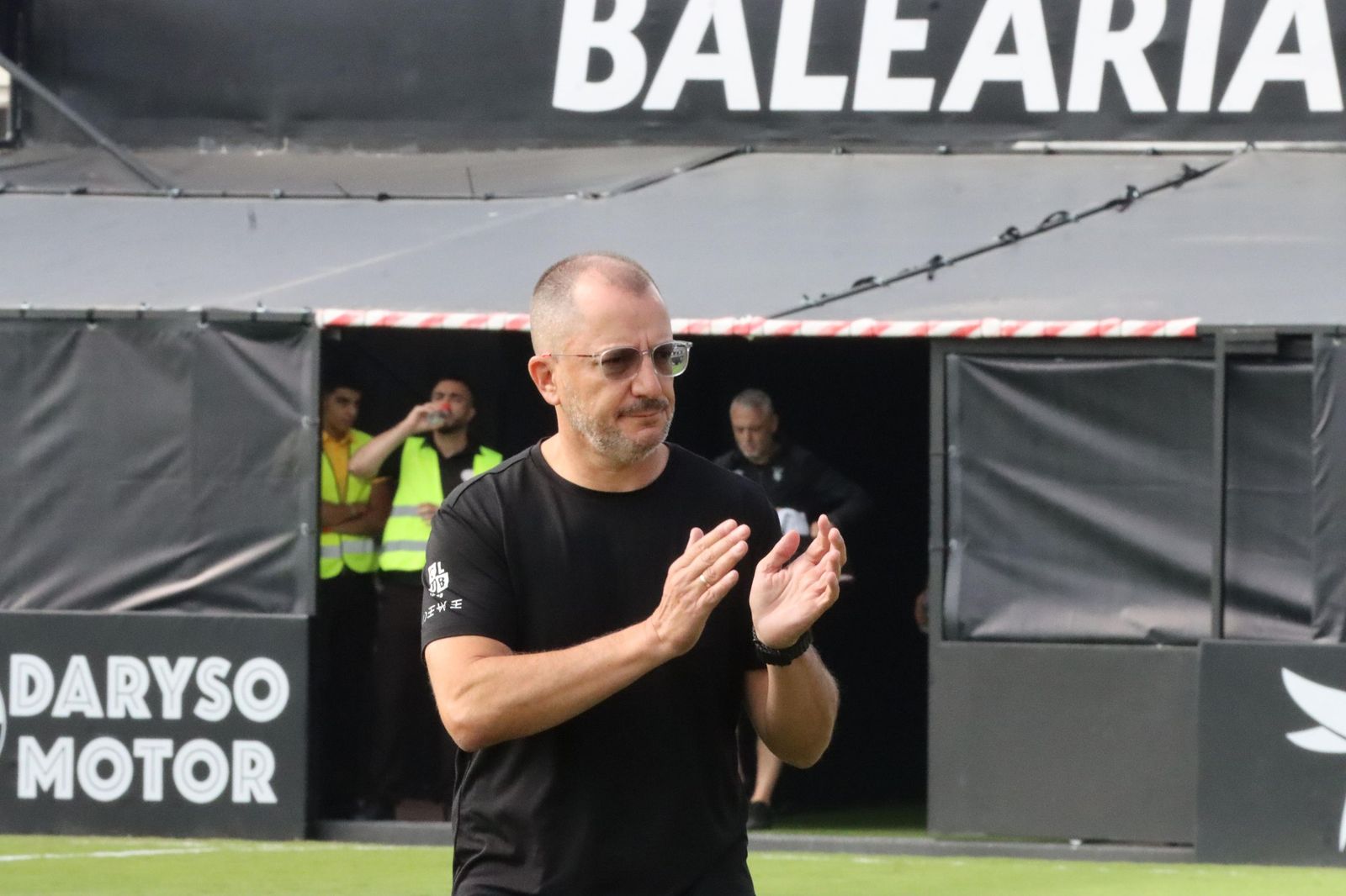 José Juan Romero, técnico de la AD Ceuta FC, al término del partido ante el CD Mirandés donde el conjunto caballa ha ganado por dos goles a cero