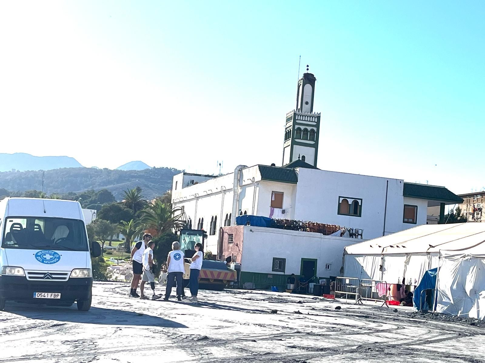 La parte trasera de la mezquita de Sidi Embarek se está adecentando para acoger a unas 300 niñas y mujeres
