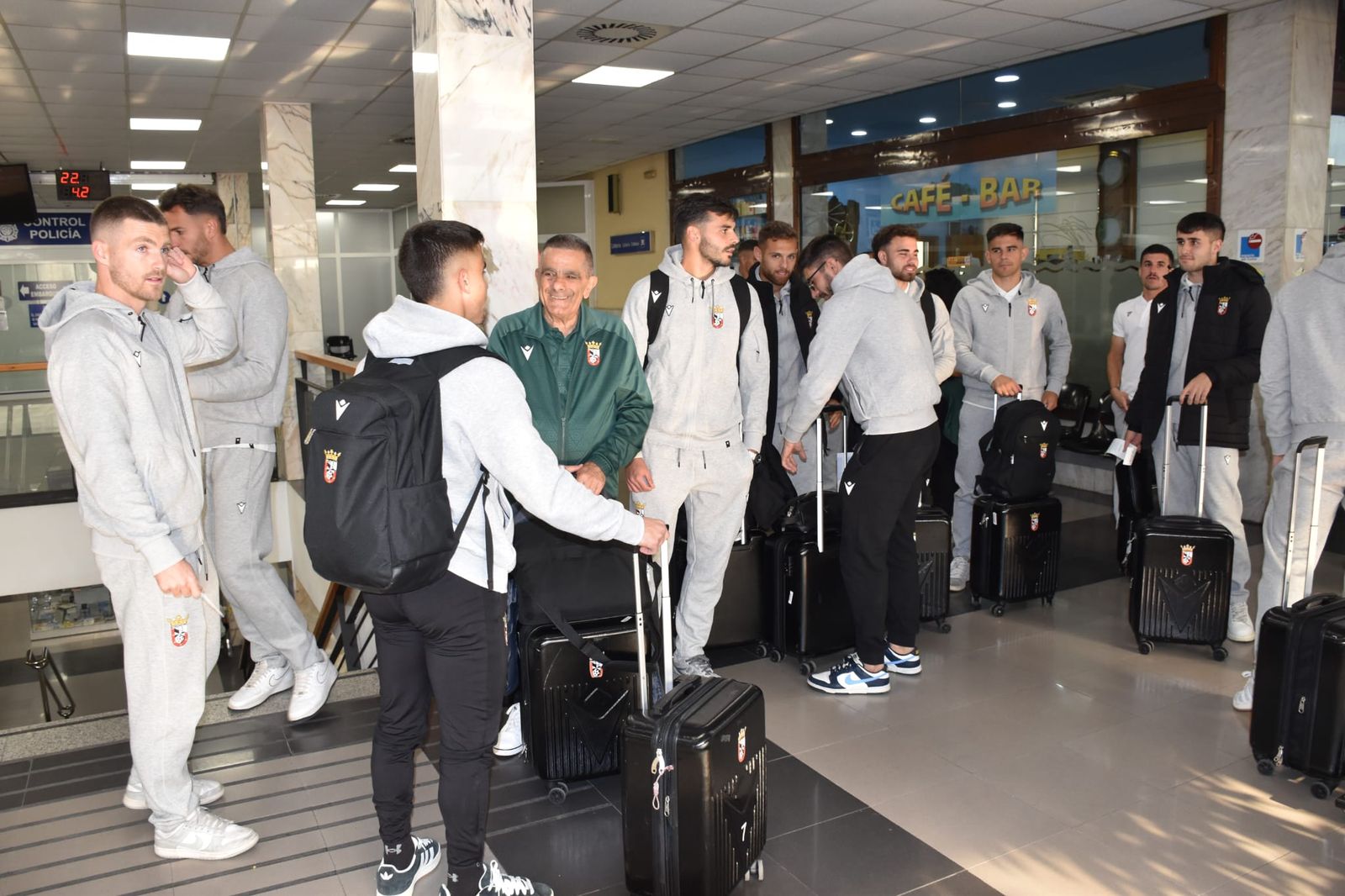 La AD Ceuta FC rumbo a Granada a por tres puntos de oro