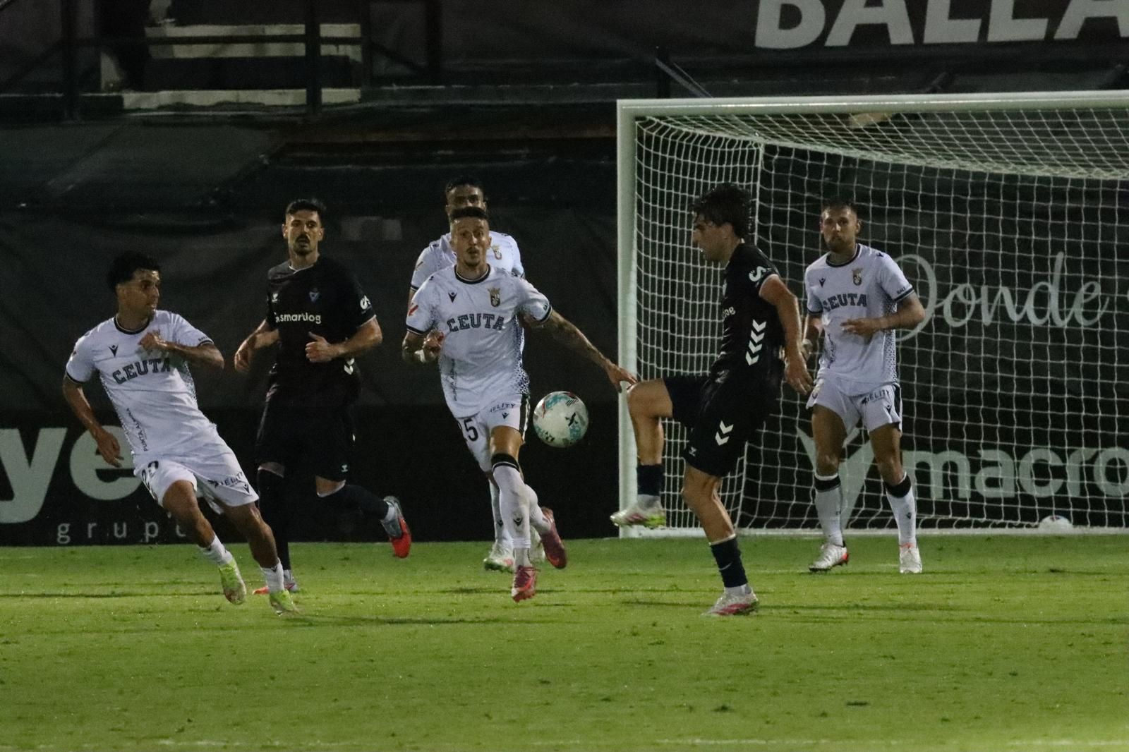 La AD Ceuta prolonga su buena racha en el Murube