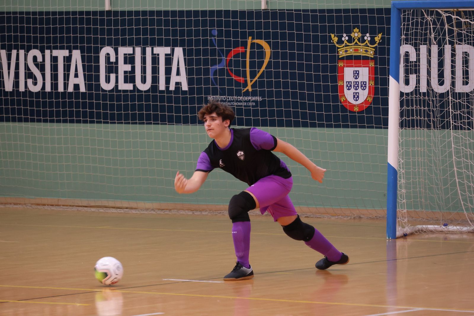 El Bahía Atlético, primer líder de la Liga Juvenil de Fútbol-sala