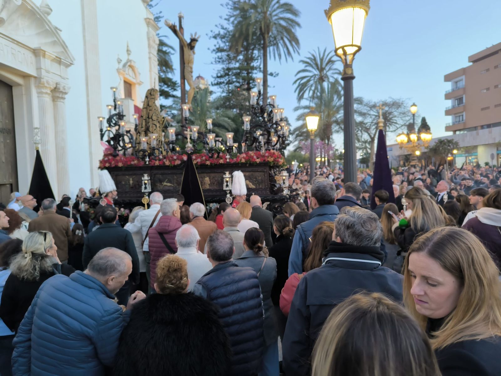 La imagen más antigua y el fervor de costumbre