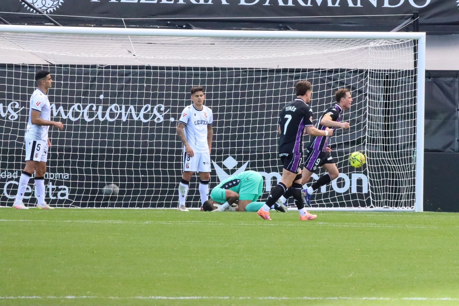 La AD Ceuta pone fin a su buena racha como local