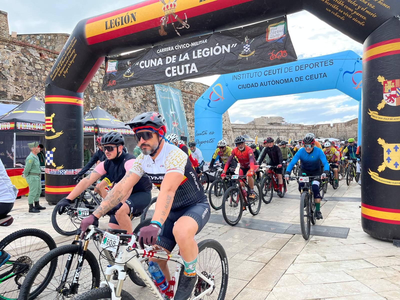 La previa y el inicio de la X Cuna de la Legión a través del objetivo de Reduan