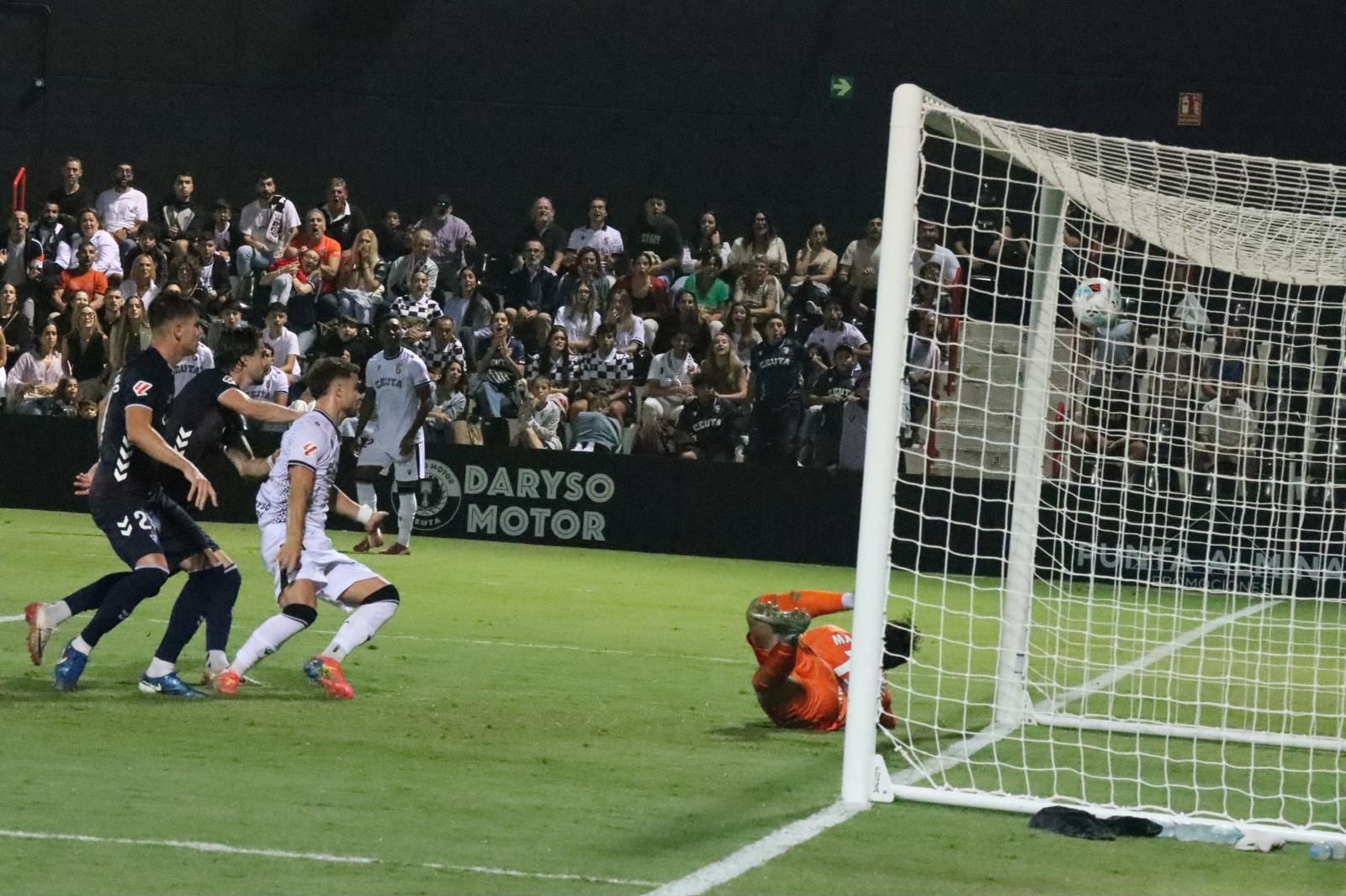 La AD Ceuta prolonga su buena racha en el Murube