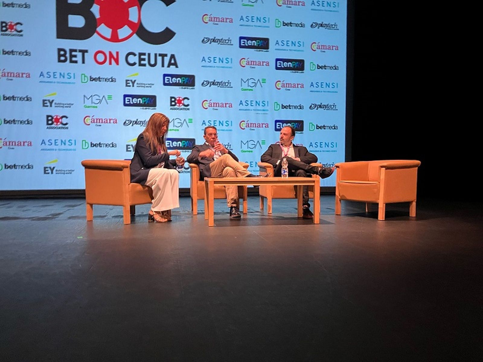 FOTO EL PUEBLO