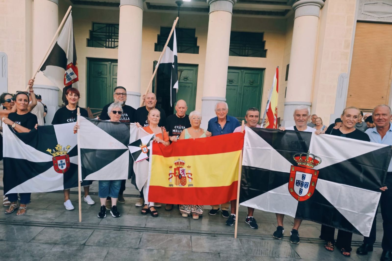 Melilla se vuelca con Ceuta: la Casa Regional de Ceuta, protagonista de una multitudinaria concentración