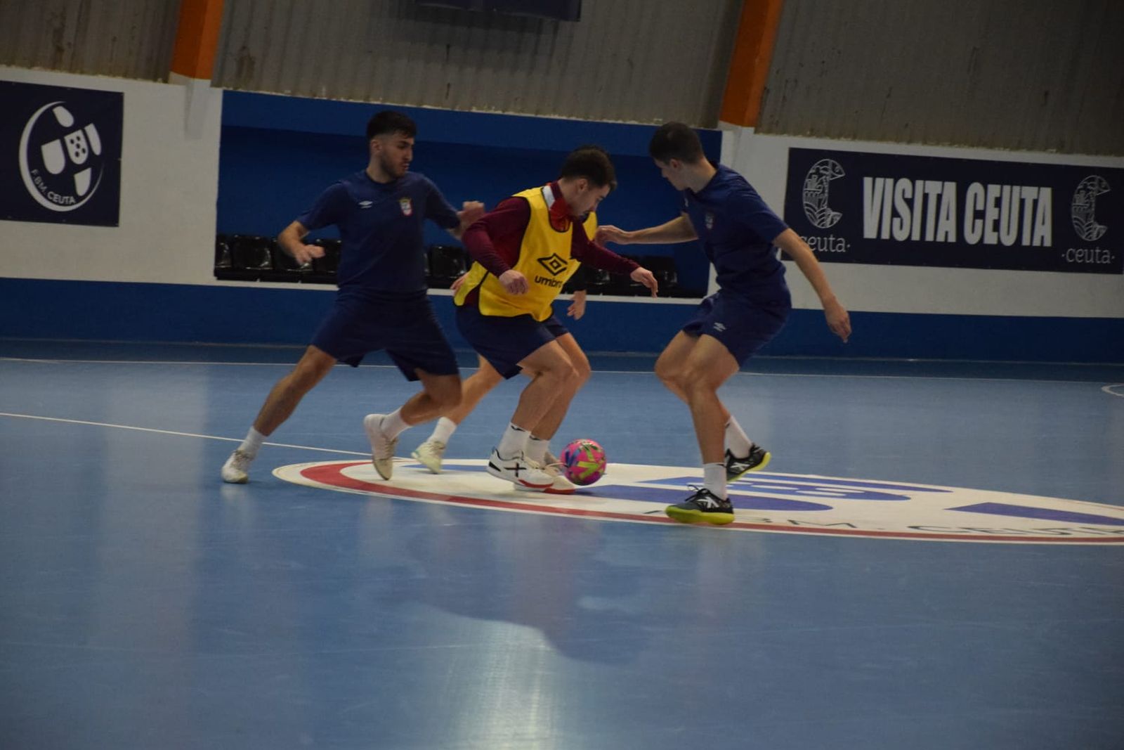 Primer entrenamiento de Nacho García, nuevo entrenador del Ceuti