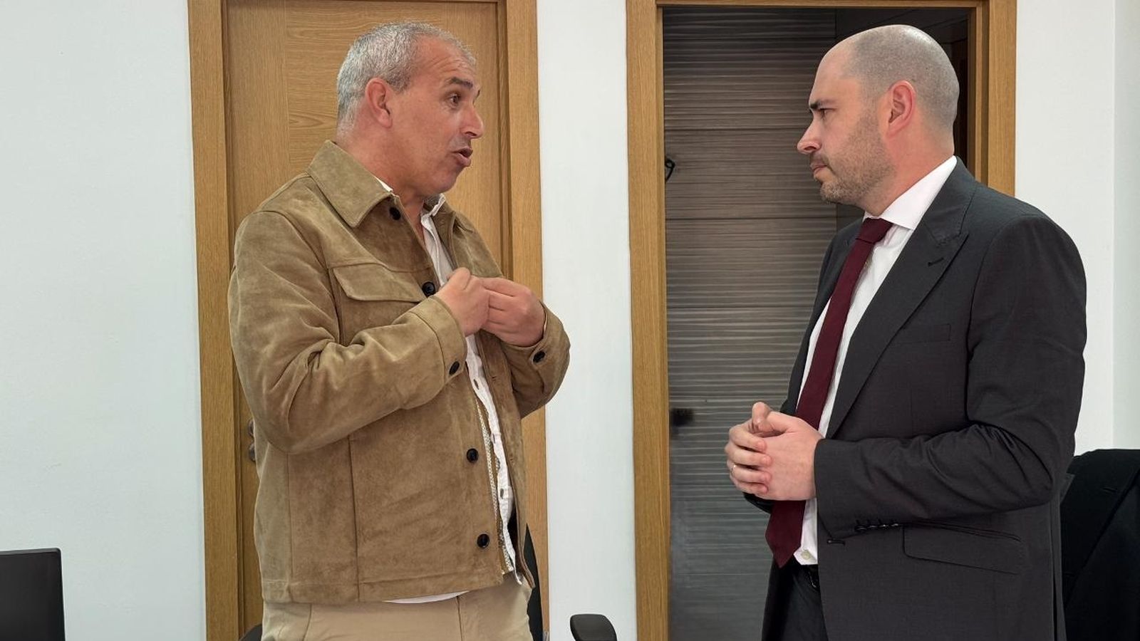 Visita del delegado del Gobierno a El Príncipe