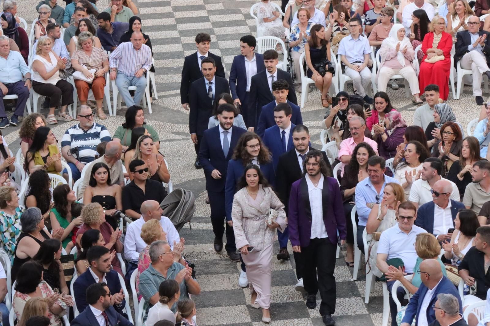 La Facultad de Educación, Economía y Tecnología celebra la graduación de su promoción 2022-2026
