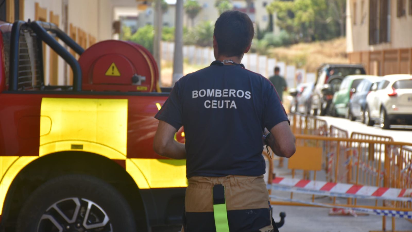 Personal de Bomberos durante la actuación en Zurrón