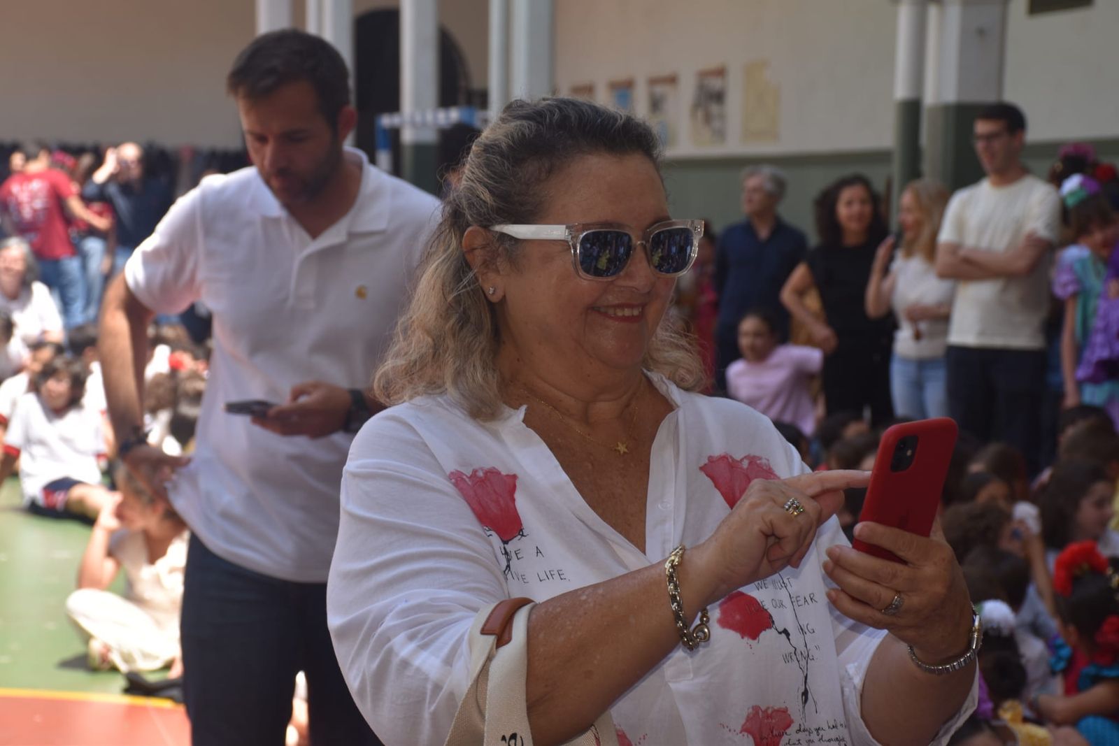 El Colegio de San Agustín disfruta de una feliz jornada solidaria con su Cruz de Mayo