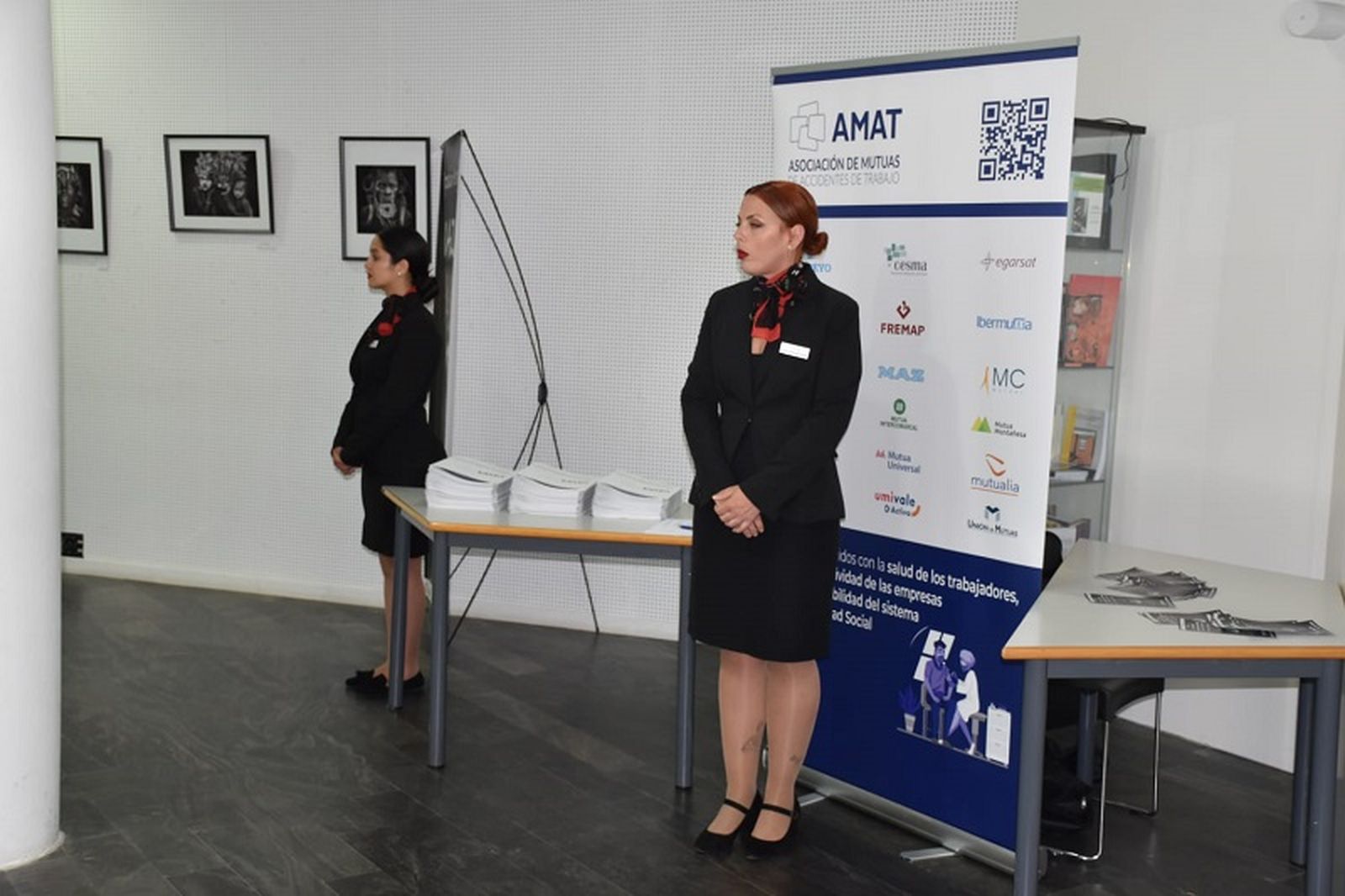 Azafatas./  FOTO NICOL'S