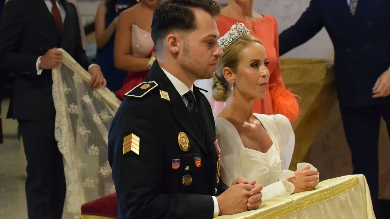 Alejandro y Tamara se dan el "sí quiero" ante la Virgen de África