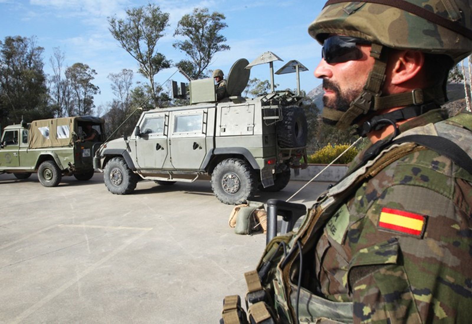 4202_2233_militares-3 4202_2233_militares-3