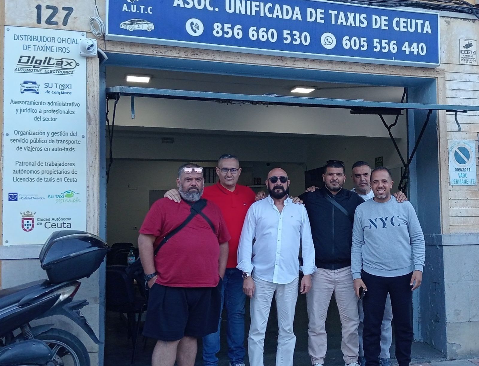 Los representantes del sector, al término de la reunión