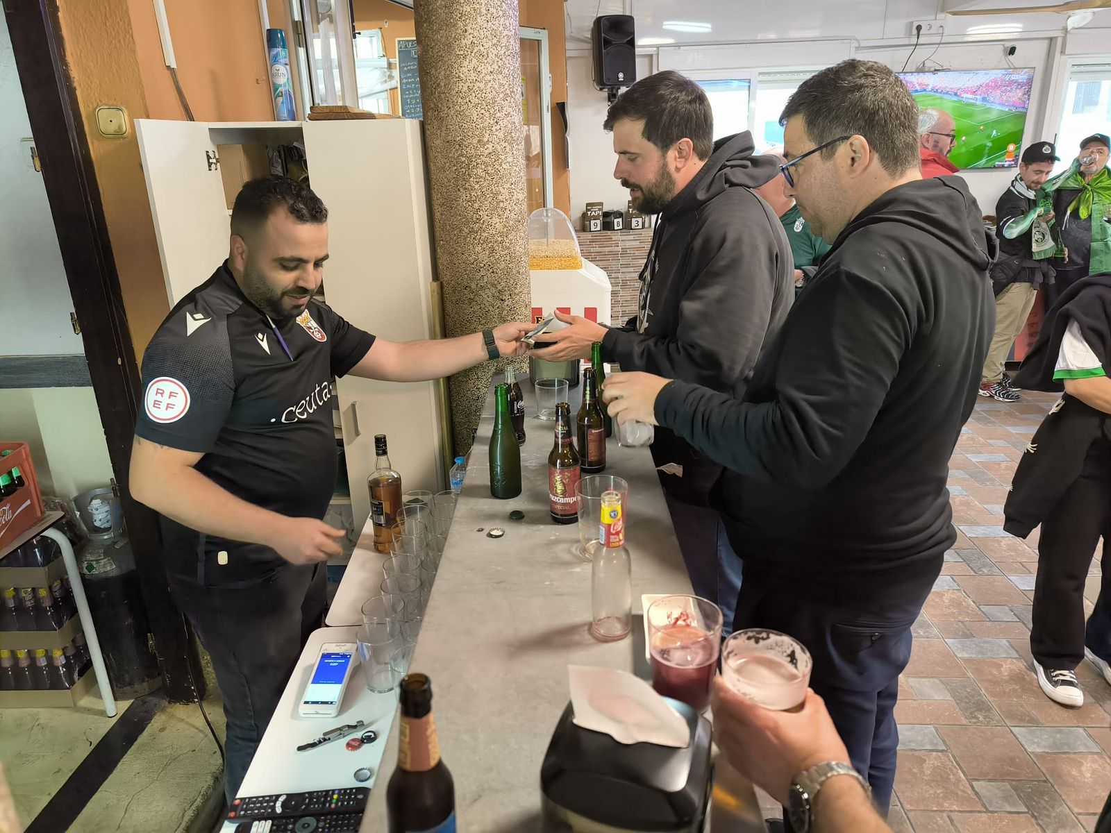 Asi vivió Nicol's la previa del partido AD Ceuta-Racing