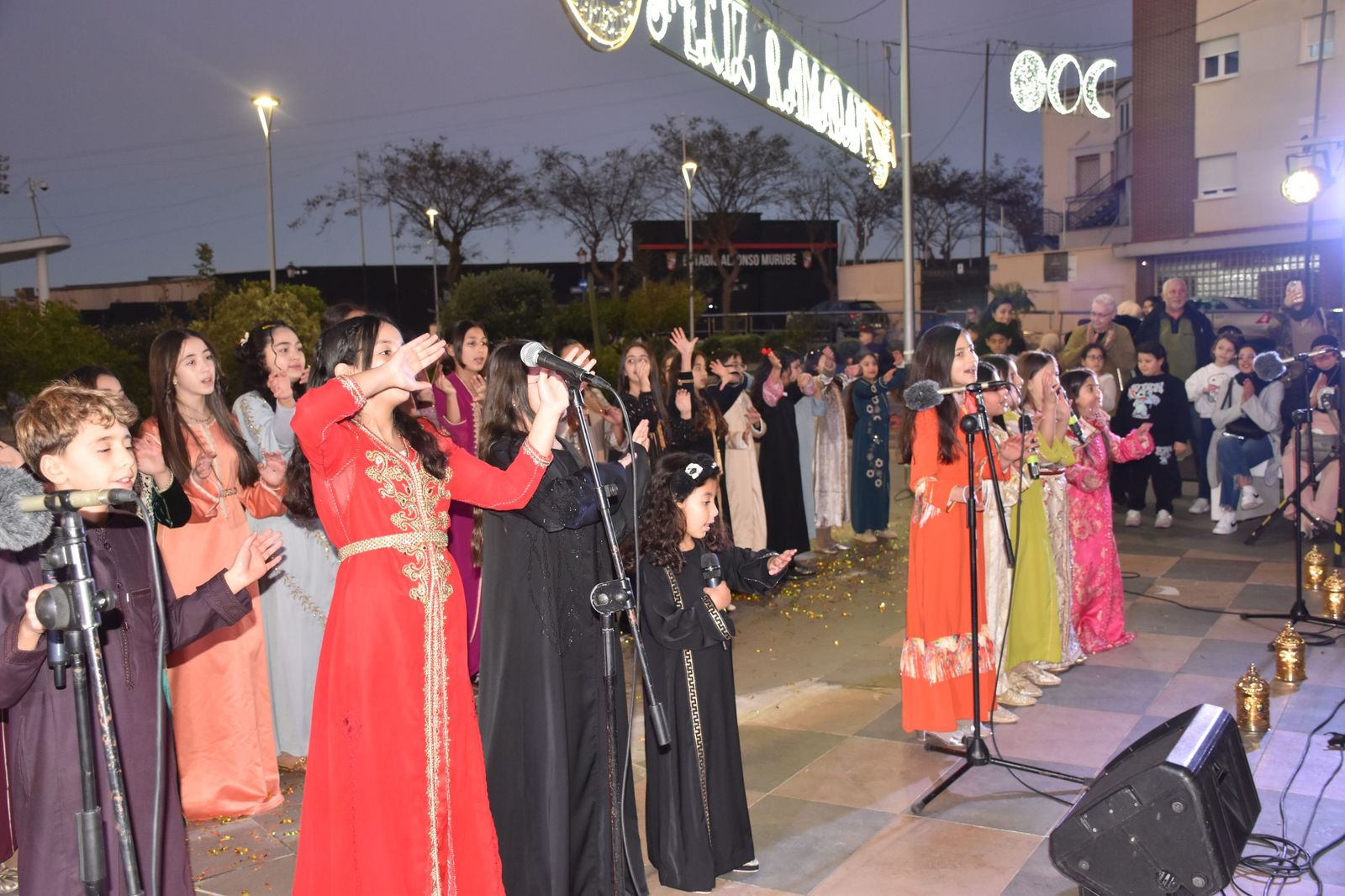 Ceuta ya luce su alumbrado por Ramadán