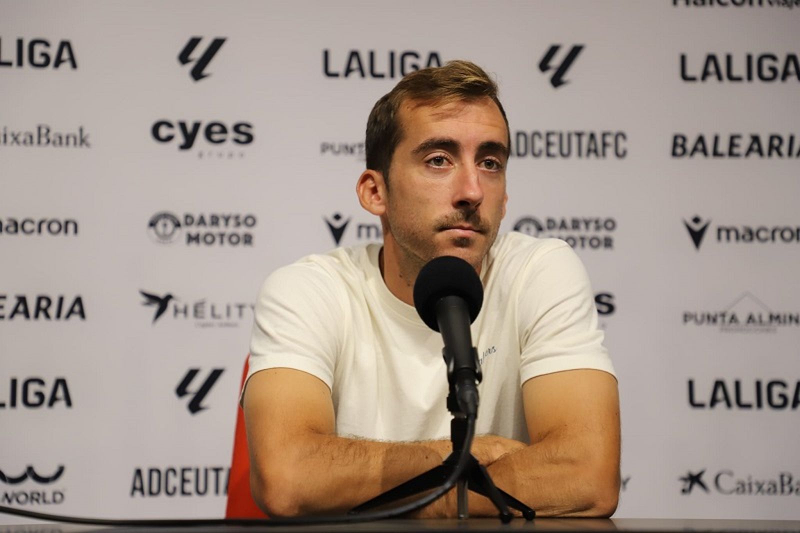 Rubén Díez, centrocampista aragonés de la AD Ceuta FC