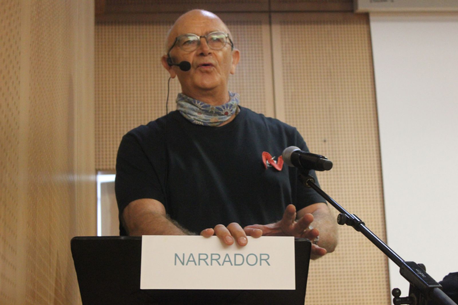 El Club de Lectura ‘Adolfo Suárez’ resucita a Lorca “frente a los intolerantes”. / FOTO S.C.