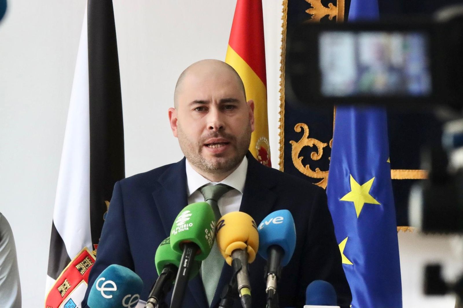 El delegado del Gobierno en Ceuta, Miguel Ángel Pérez Triano, en rueda de prensa para hablar de la OPE 2026