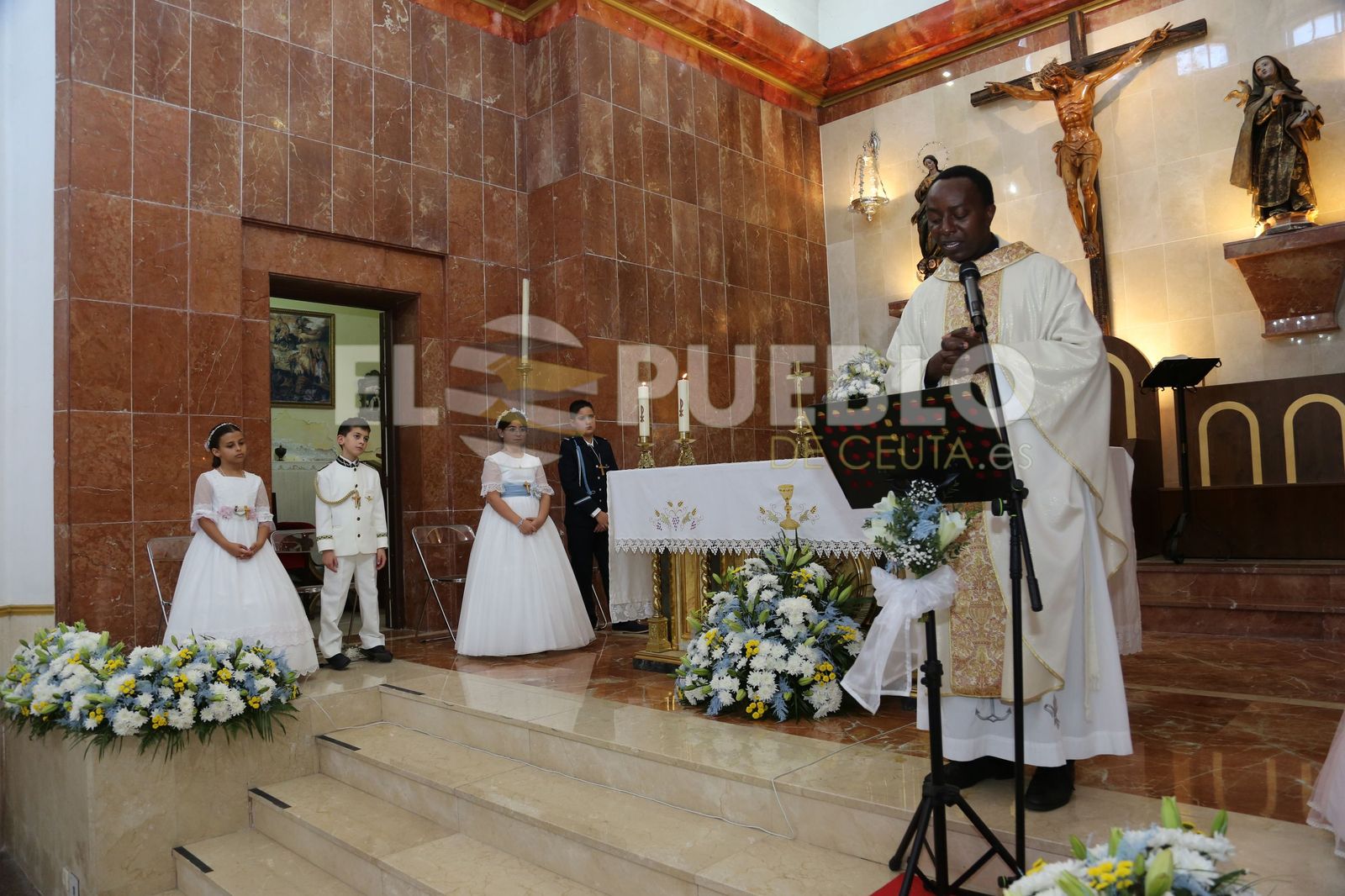Comuniones en la Parroquia de Santa Teresa