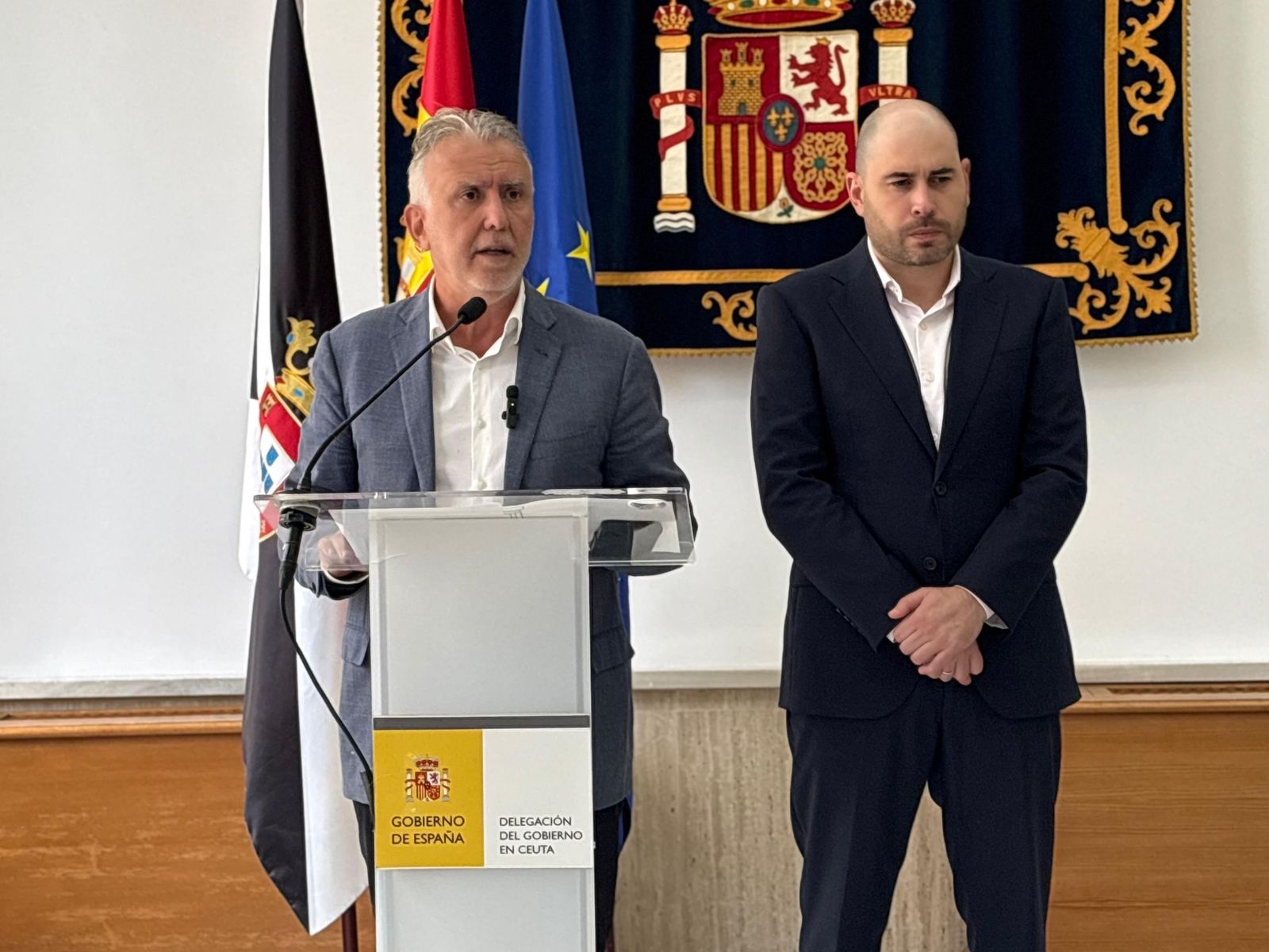 EL ministro Torres comparece en Ceuta ante el delegado del Gobierno, Pérez Triano