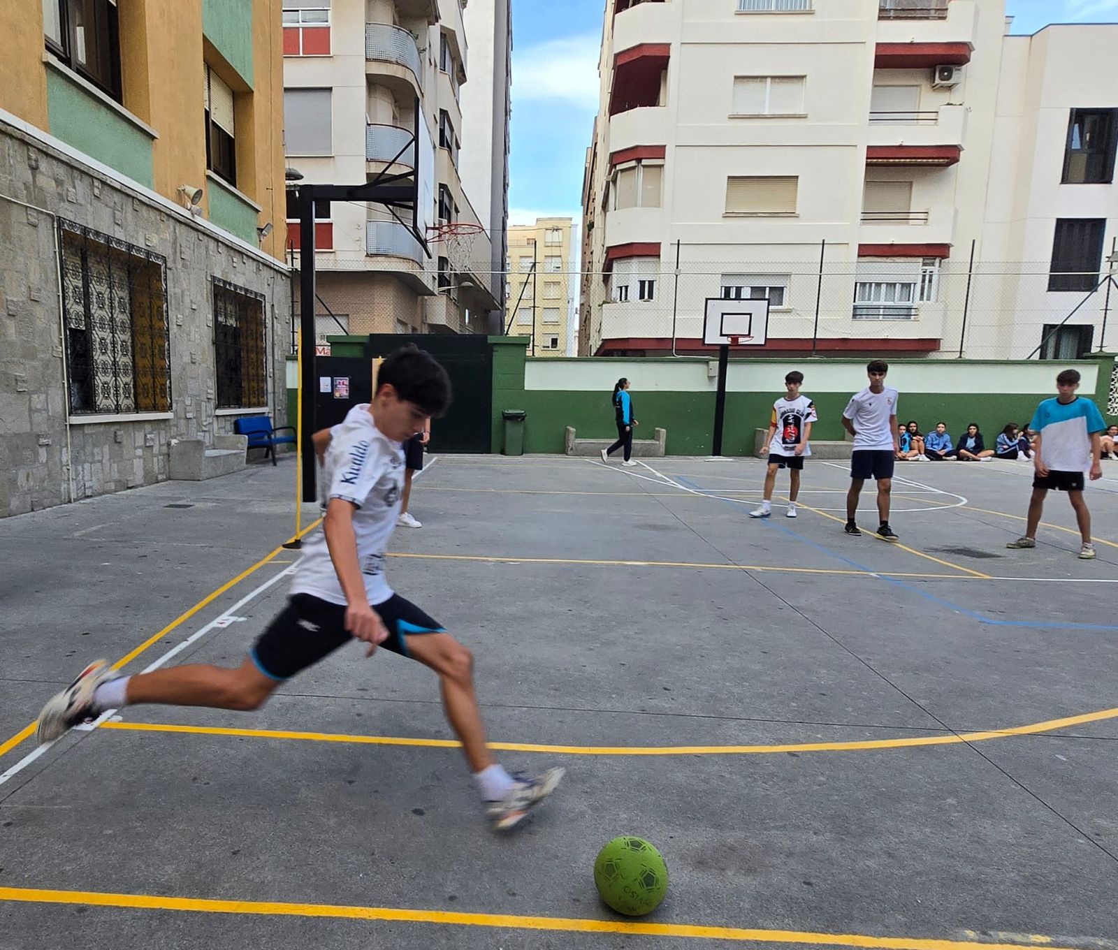 Jornada festiva en el Colegio La Inmaculada con motivo de la víspera del Día de todos los Santos Jornada festiva en el Colegio La Inmaculada con motivo de la víspera del Día de todos los Santos