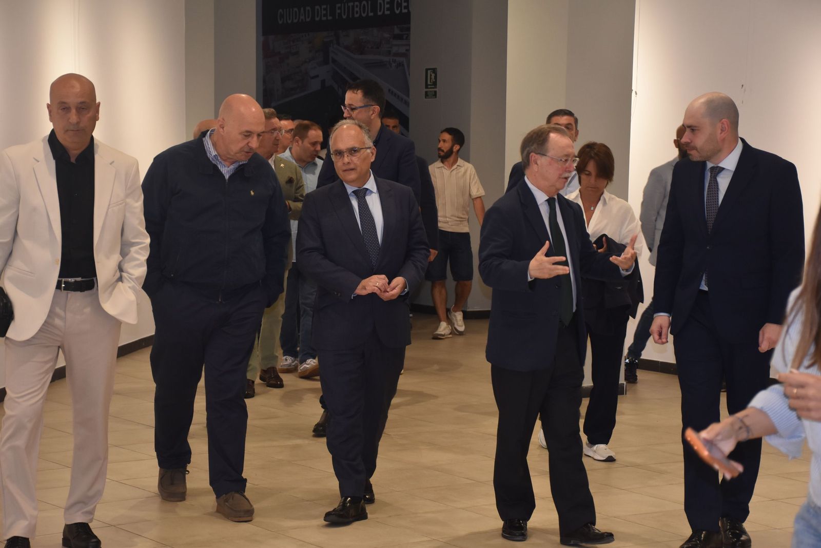Emotivo homenaje a un emblema de Regulares: Vilal Ahmed