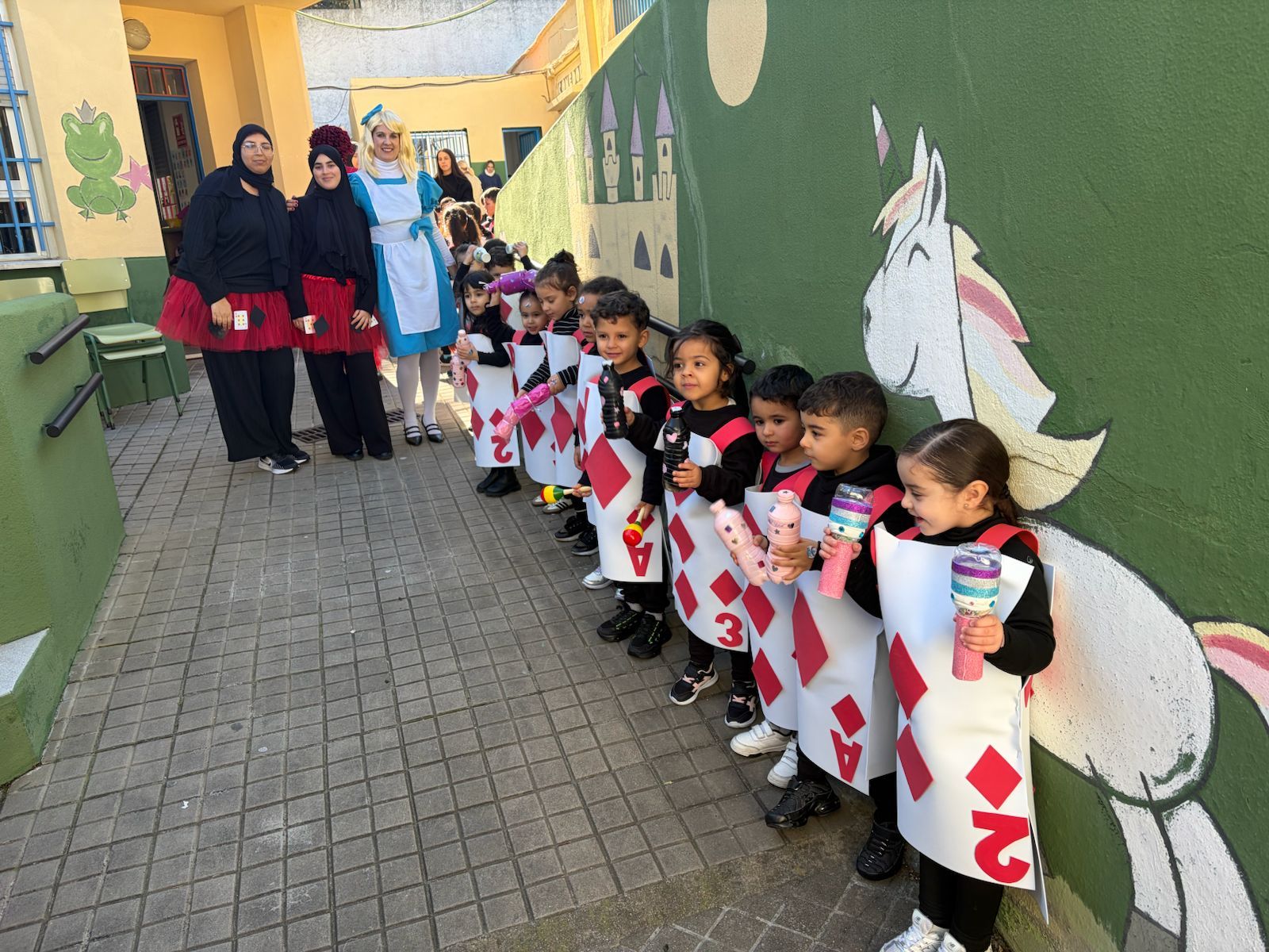 Así ha sido el desfile de carnaval por Benzú del 'Ruiz Picasso'