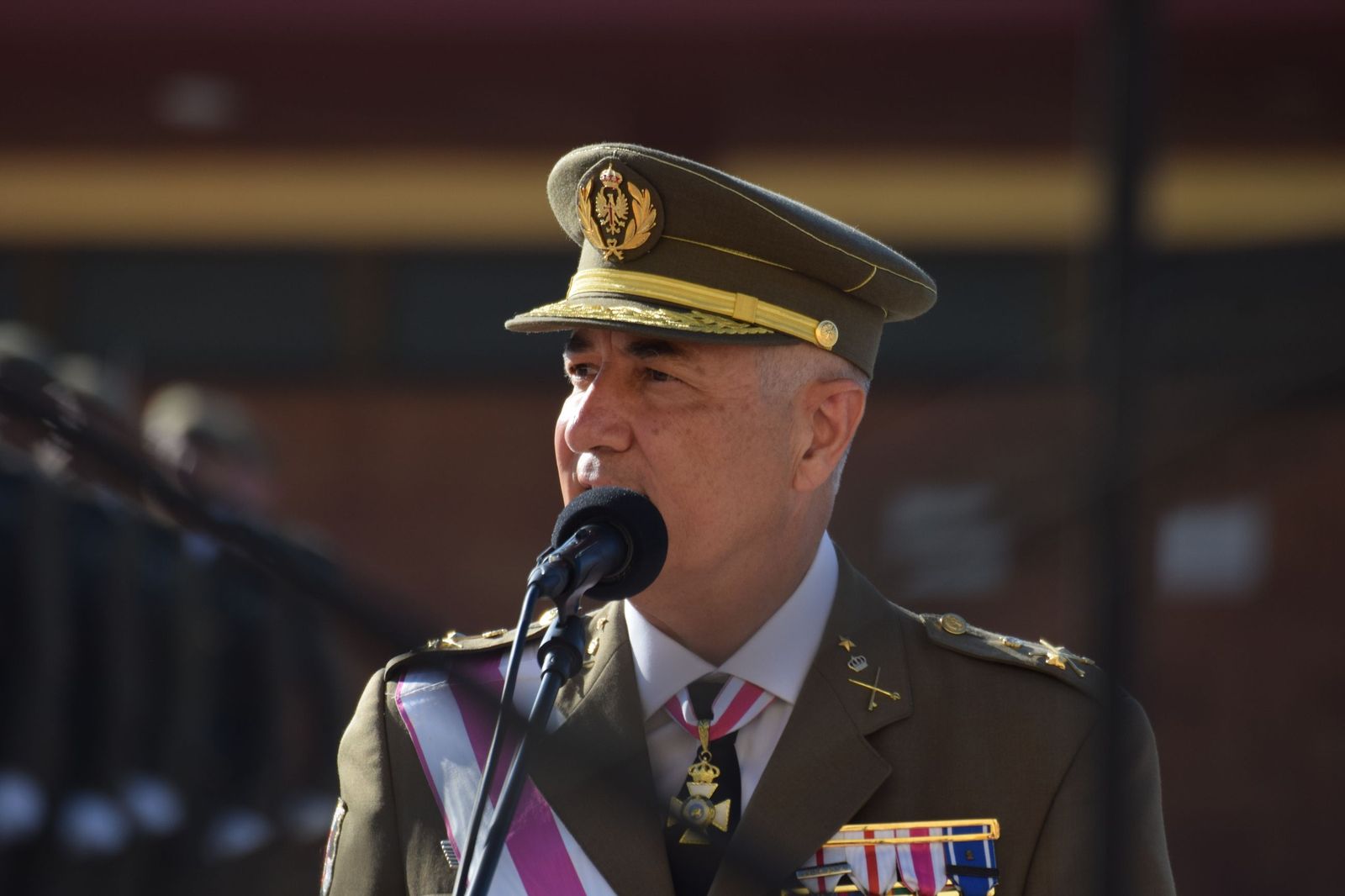 El Regimiento de Ingenieros 7 honra a San Fernando en una solemne parada militar en El Jaral