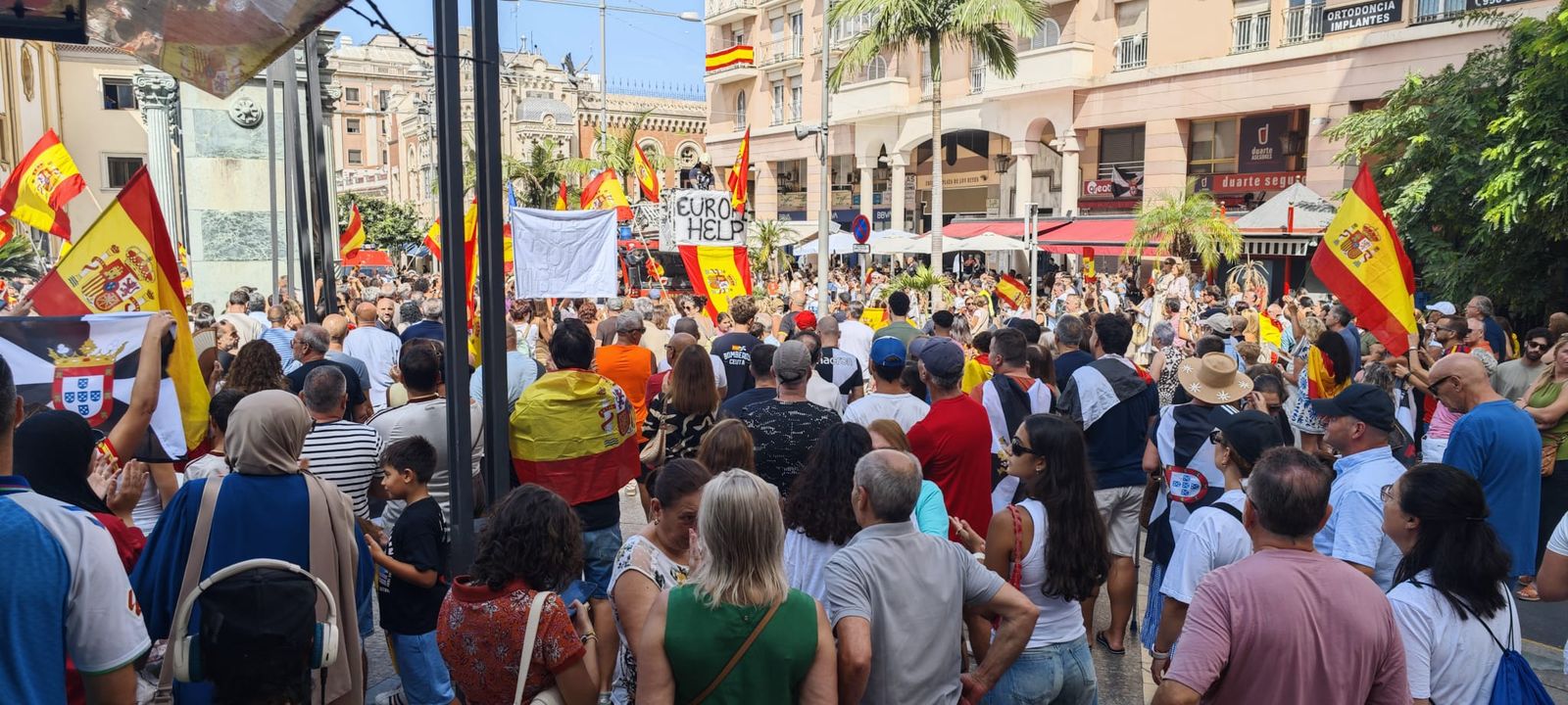 Ceuta se planta y exige respuestas y responsabilidades: “No somos ciudadanos de segunda”