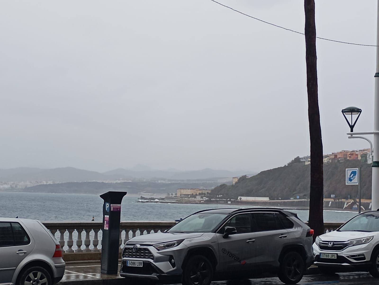 El mal tiempo, palpable en la Bahía Sur