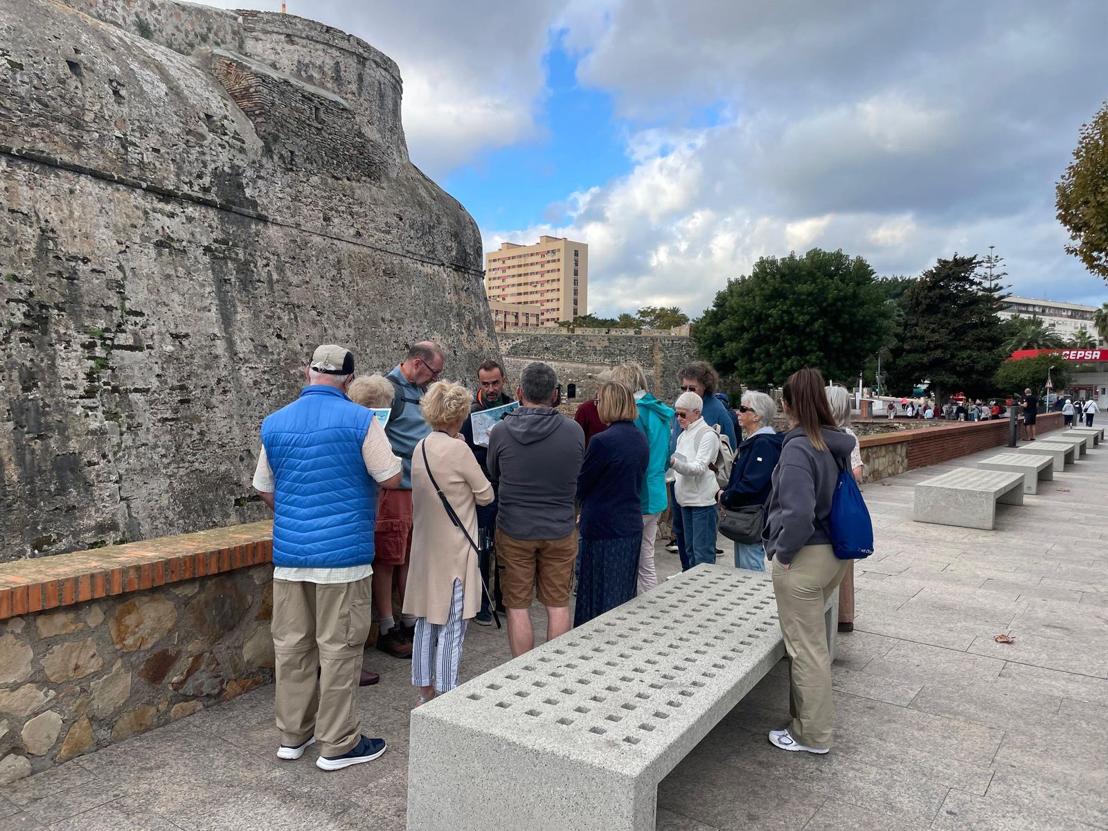 FOTOGALERÍA | La escala del Borealis que cierra la temporada de cruceros de 2025 en Ceuta