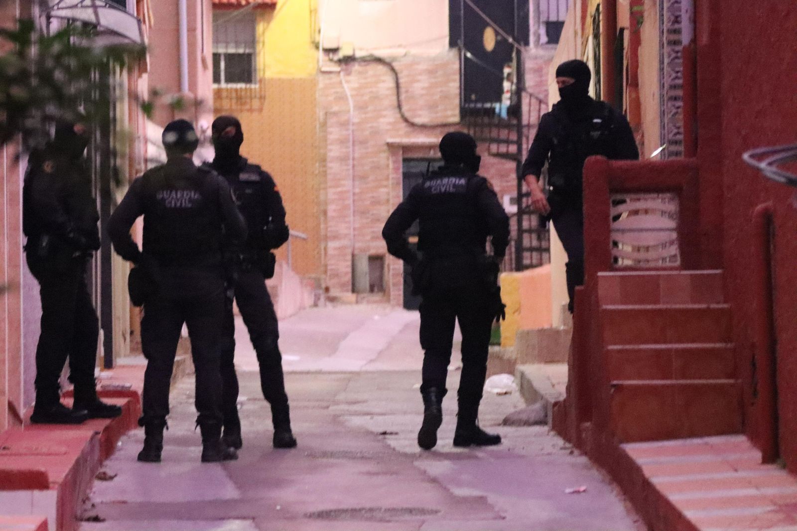 FOTOGALERÍA | Agentes de la Guardia Civil actúan contra el tráfico de migrantes en varios puntos de Ceuta FOTOGALERÍA | Agentes de la Guardia Civil actúan contra el tráfico de migrantes en varios puntos de Ceuta