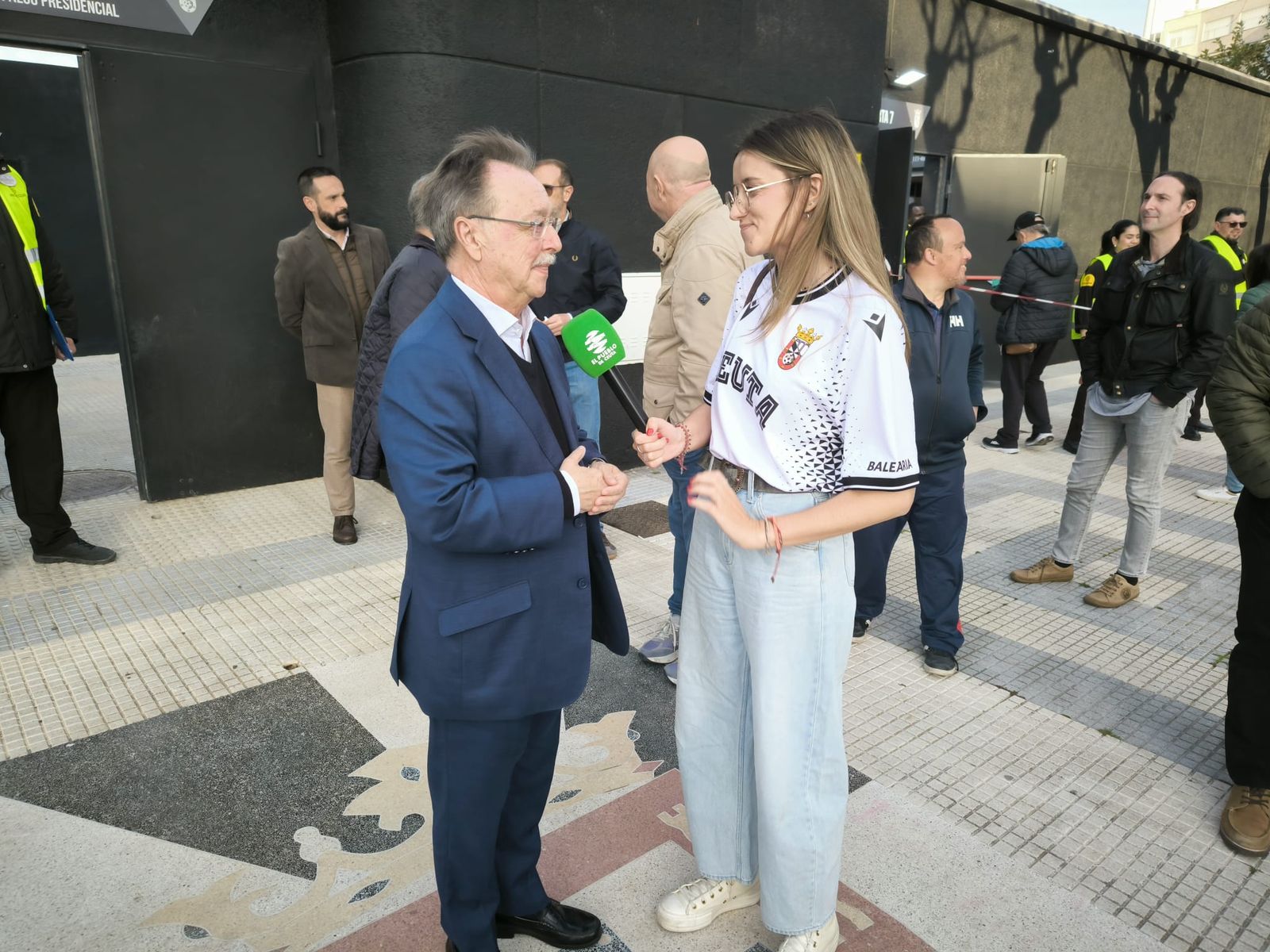 La afición caballa comienza a calentar motores para animar al Ceuta frente al Sanse