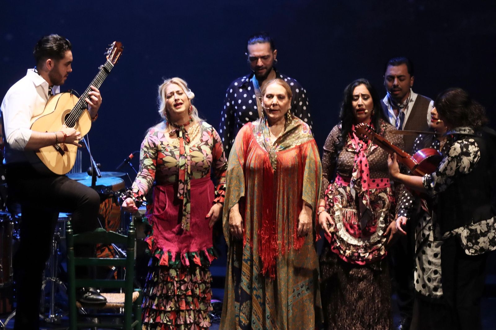 Farrucos y Fernández presentan "navidad en familia", la zambombá en el teatro del Revellín