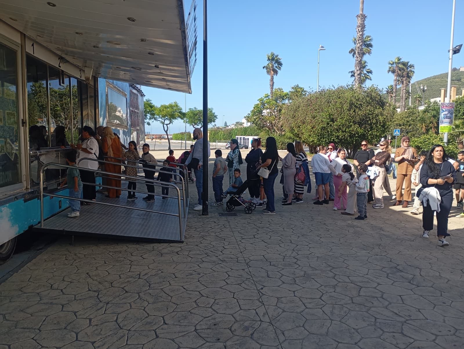 Éxito de público en la primera función del Circo Coliseo en Ceuta