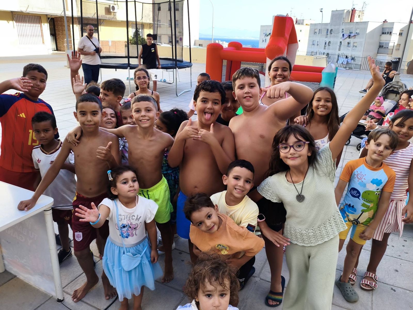 Éxito de participación en la Mini Feria para los más pequeños de Miramar Alto