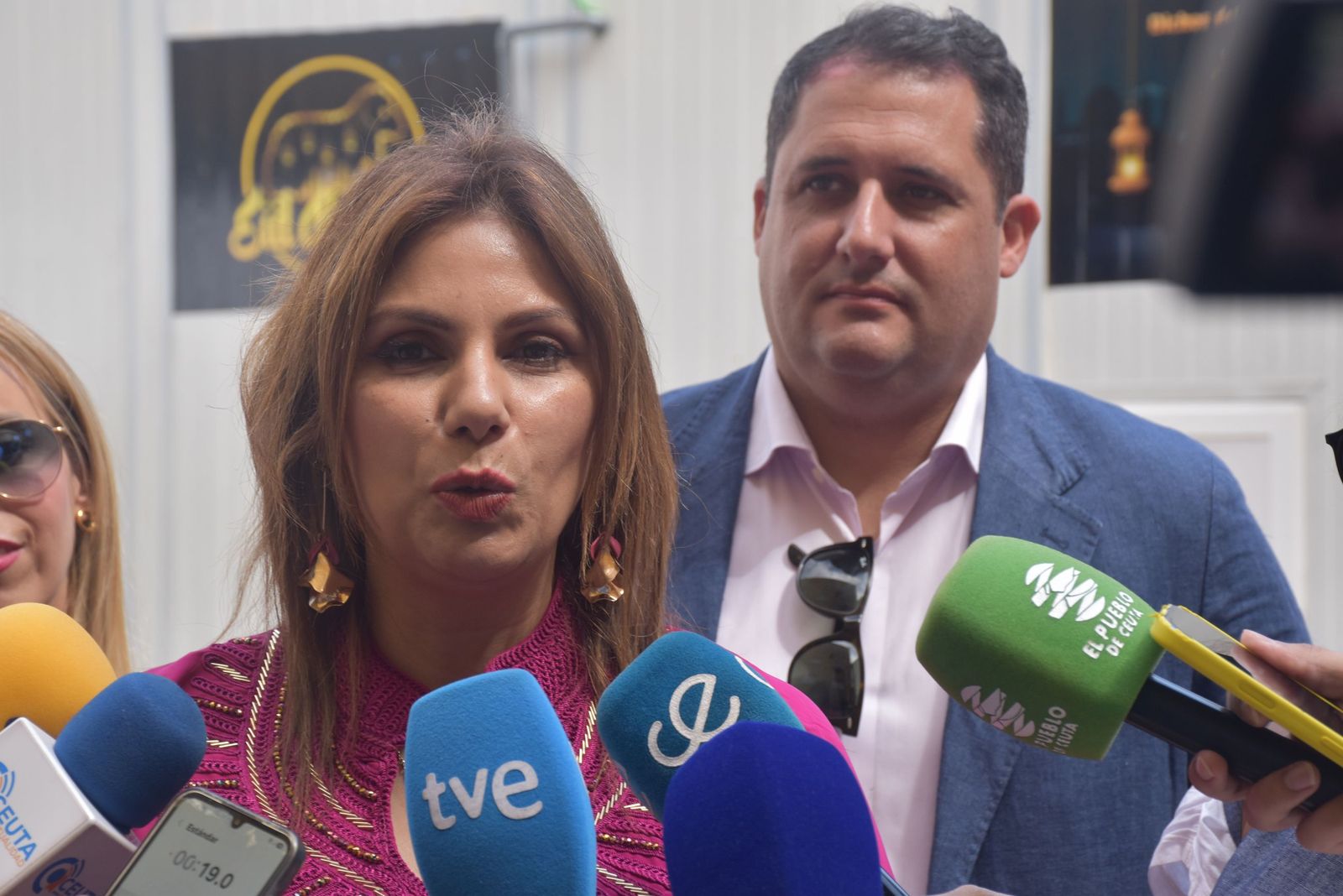 Así ha sido la visita de Benzina y Vivas al matadero de Hadú