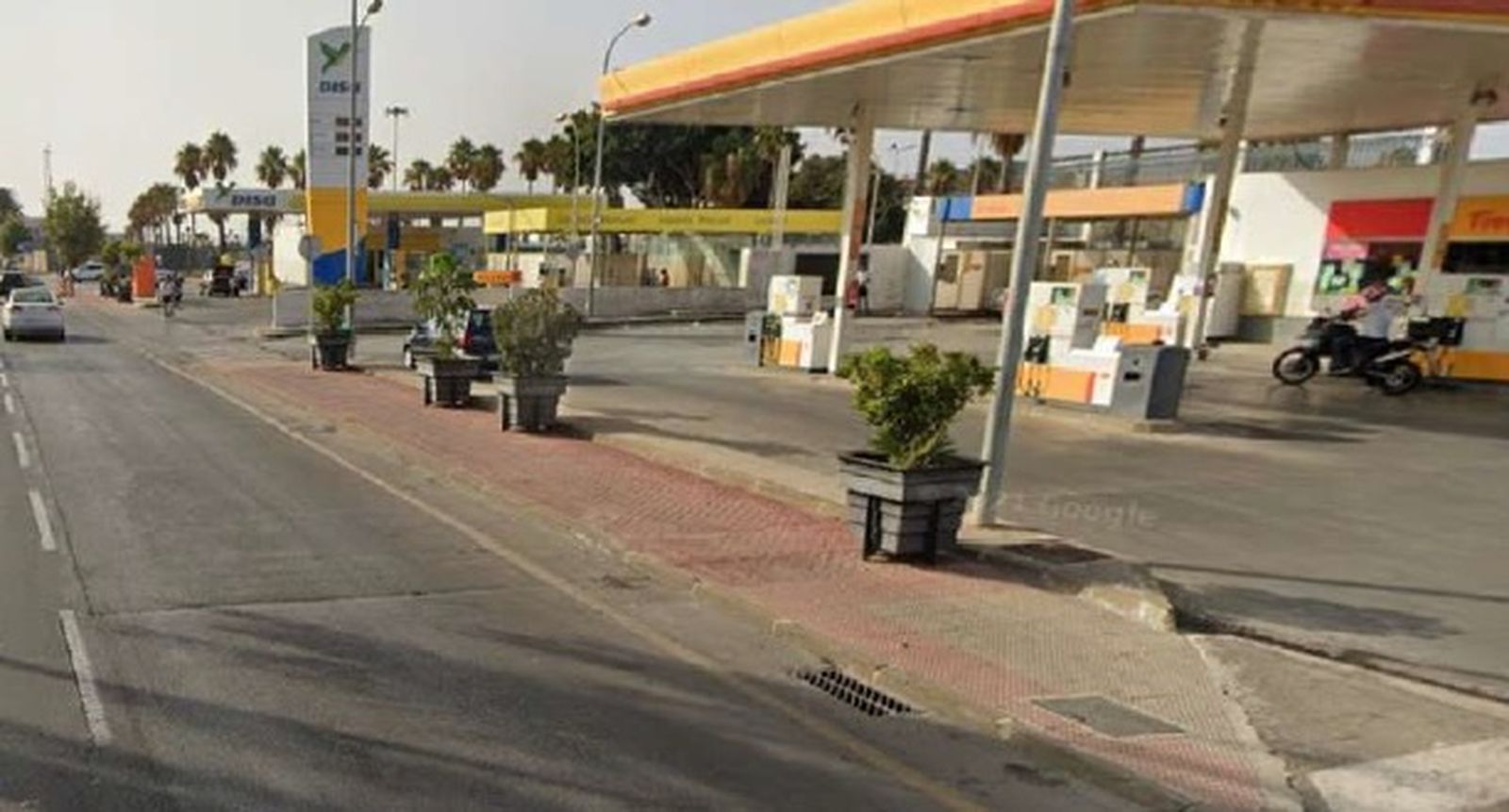 Imagen de la gasolinera situada en el Puerto de Ceuta