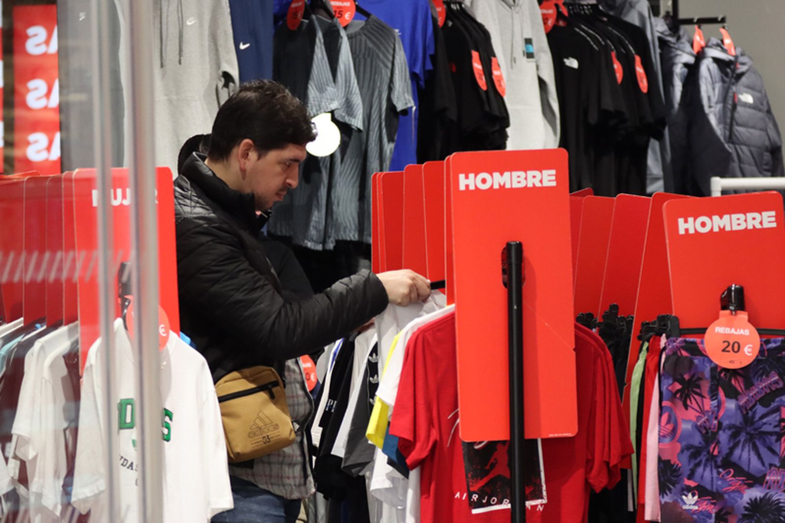 Interior de un establecimiento comercial de la ciudad