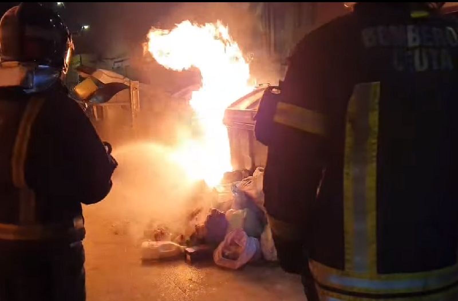 1035_2447_1453_contenedor