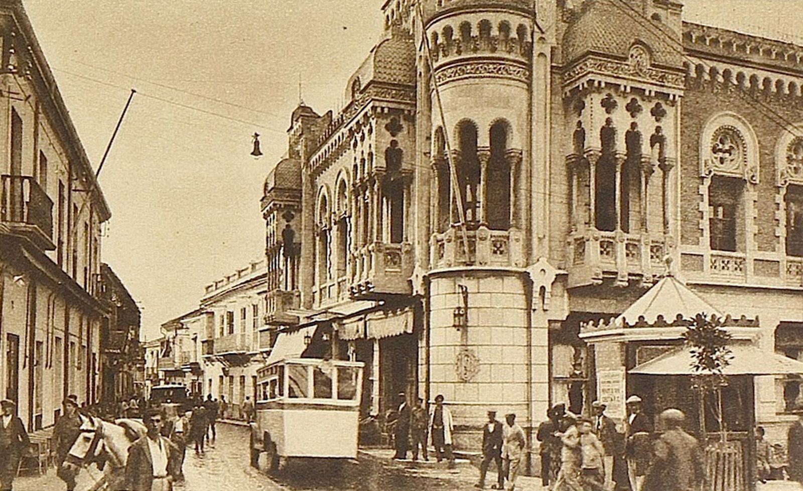 Casino Africano y calle de la Soberanía Nacional. / FOTO CEDIDA