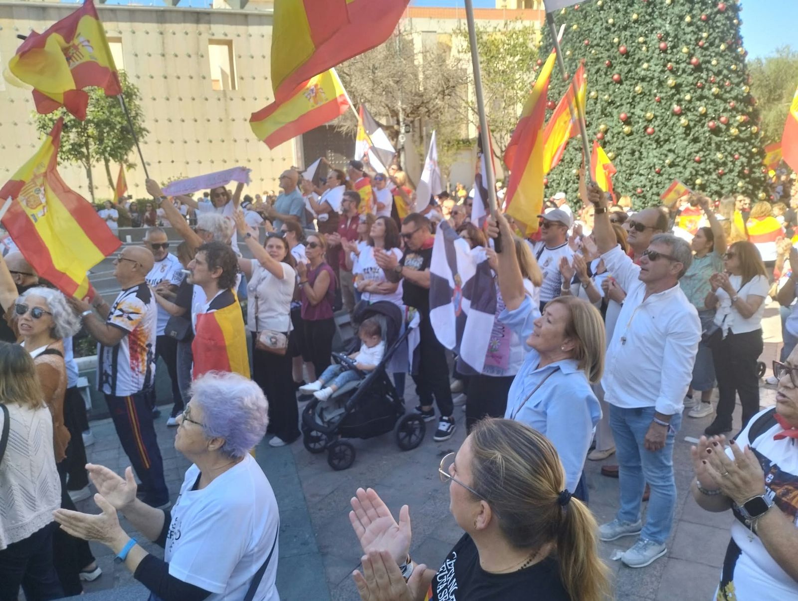La Plaza de los Reyes, un reflejo de las calles de Madrid