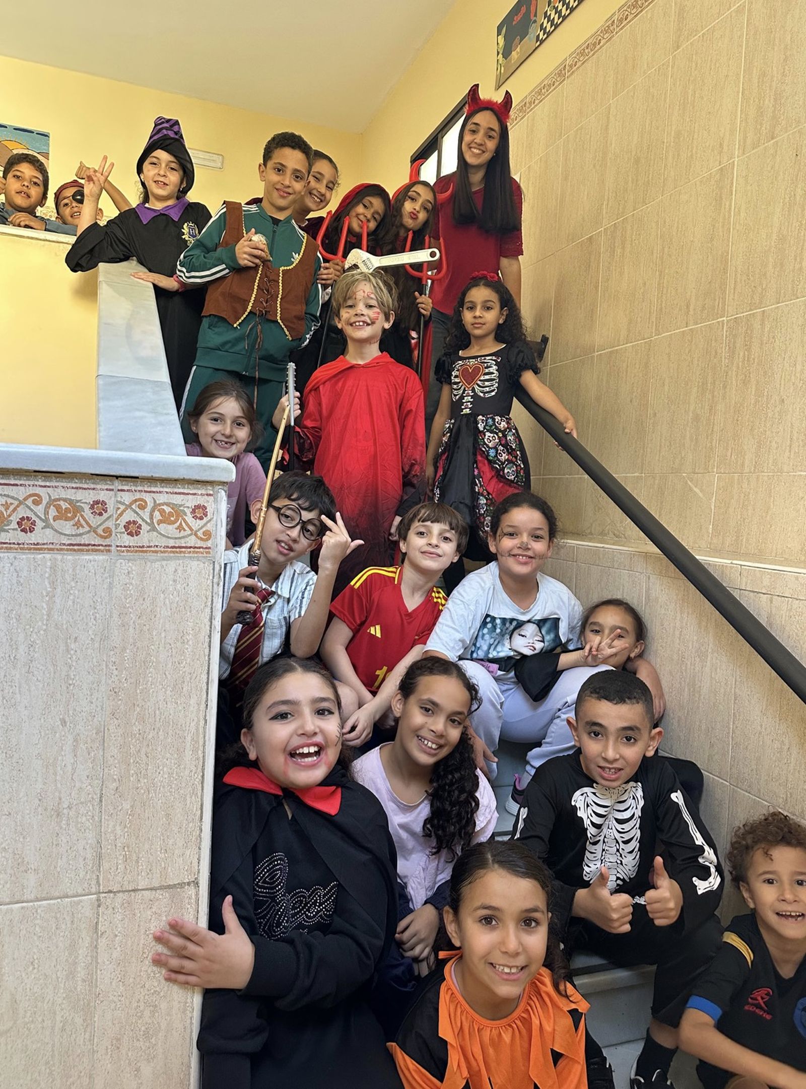 El García Lorca celebra el "Mochiween": una semana de miedo, tradición y mucha diversión